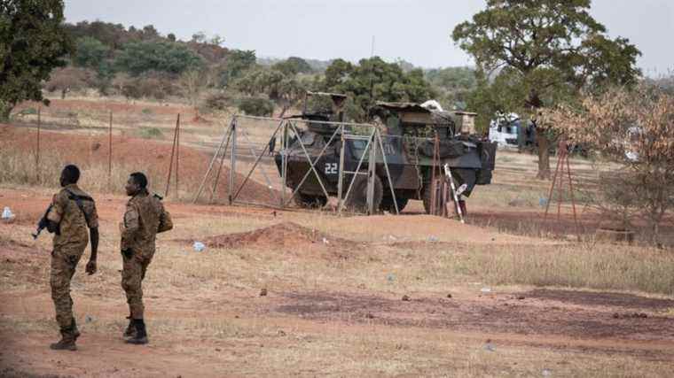 In Burkina Faso, a convoy of the French army blocked by demonstrators