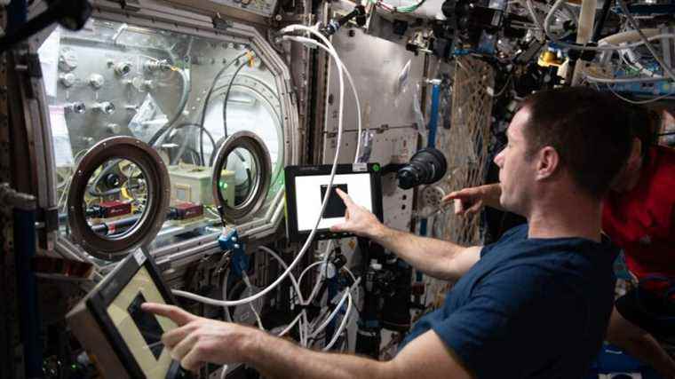 “It’s bonus time”, assures astronaut Jean-François Clervoy