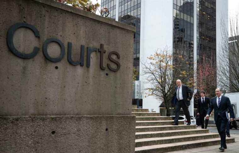 Justice: the dispute at Rogers goes to court