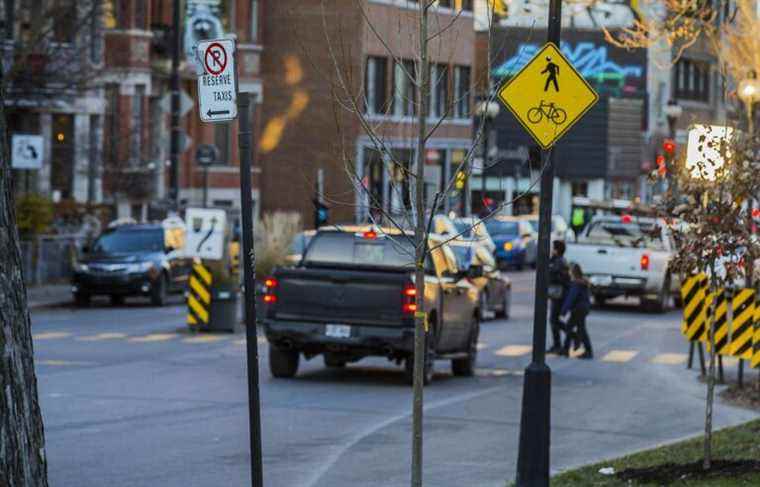 Le Devoir de cité: where have the taxis gone?