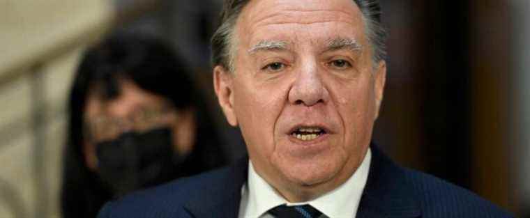 Living in English in Montreal: Legault castigates the boss of Air Canada