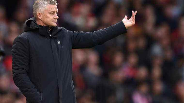 Manchester United sack coach Ole Gunnar Solskjær