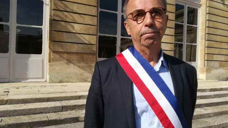 Mayor Pierre Hurmic defends his “desire to protect children”