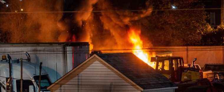 Montreal: trucks targeted by a suspicious fire in Saint-Michel