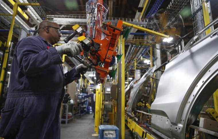 Motor vehicles: Manufacturers’ sales fell 3% in September