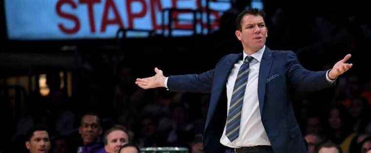 NBA: the Kings dismiss their coach