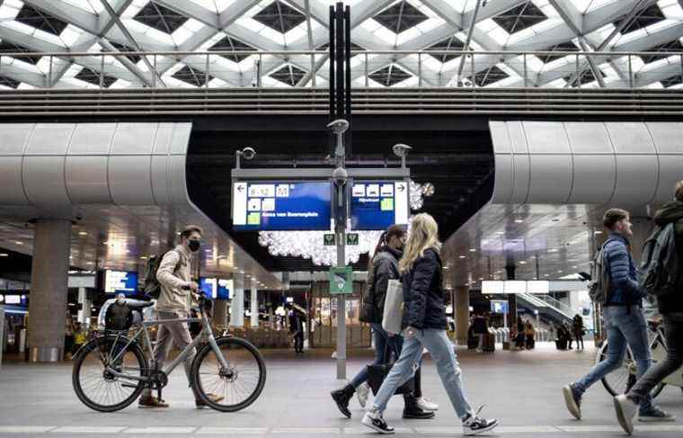 Netherlands: the interconnection of networks and means of transport