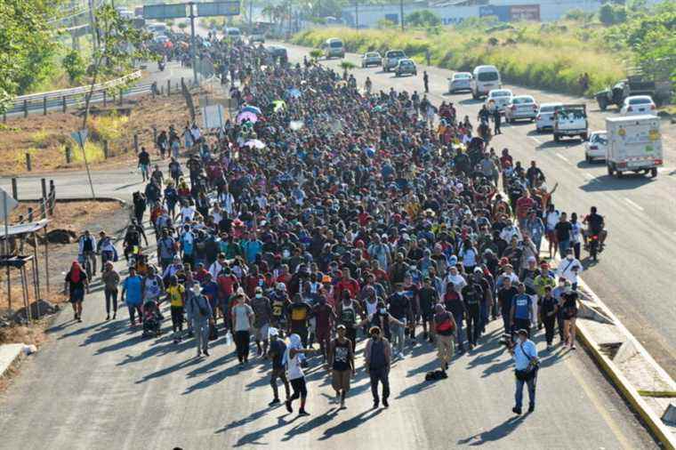 New caravan of some 2,000 migrants leaves southern Mexico