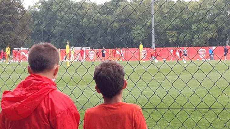 Nîmes Olympique training open to the public