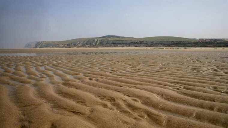 On the beaches of Wissant, migrants and gendarmerie patrols are now part of the landscape