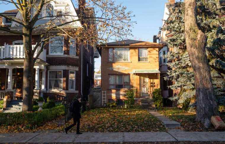 One more step towards the creation of “plexes” all over Toronto