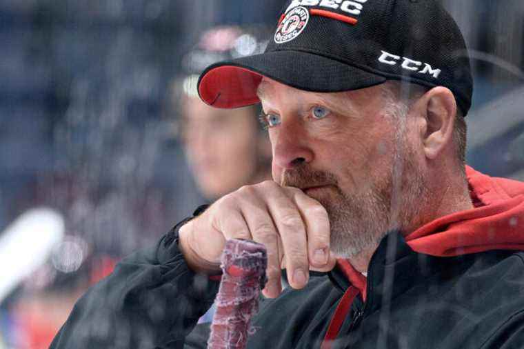 Patrick Roy is interested in the position of GM of the Canadiens