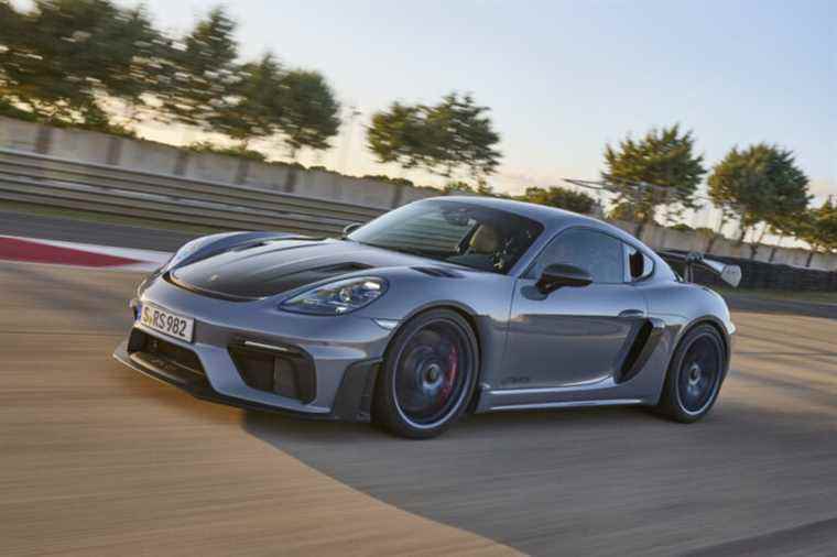 Porsche |  The Cayman offers the heart of the 911 GT3