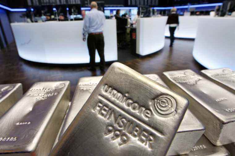 Precious metals |  Investors are snapping up the money