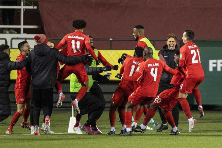 Qualifying for the World Cup |  Canada wins 1-0 in Edmonton