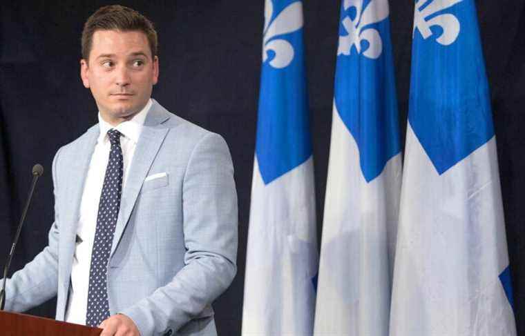 Quebec backs down on the transphobic aspects of its bill 2