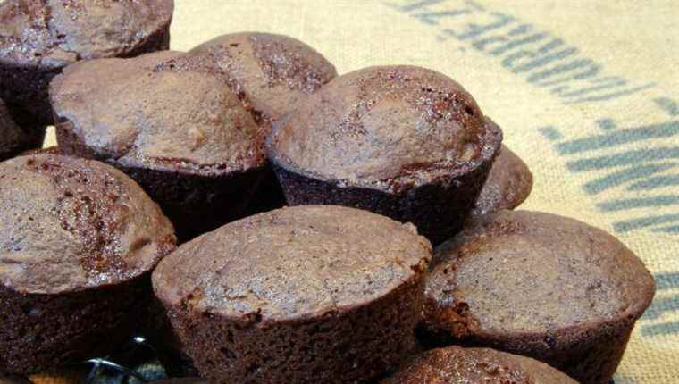 SMALL CHOCOLATE CAKES for those who love chocolate or… not!