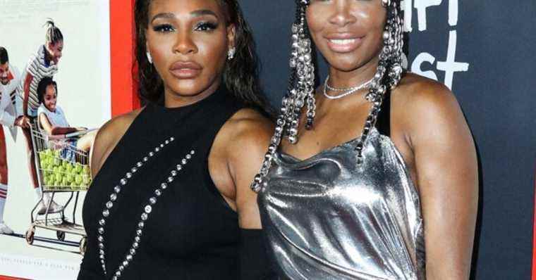 Serena Williams matching her daughter Olympia, Venus and her wink hairstyle, a very sylée outing