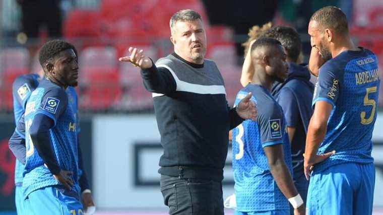 Stade de Reims |  Coach Oscar Garcia and his deputy tested positive for Covid-19