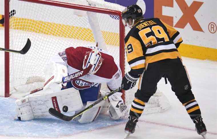 Strong Jake Allen helps CH beat Penguins