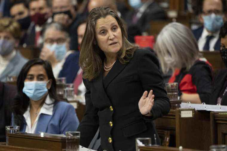 Tariffs on timber |  Minister Freeland discusses retaliation against the United States