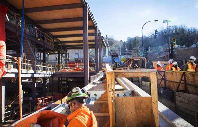 The Édouard-Montpetit station of the REM takes shape, despite the obstacles