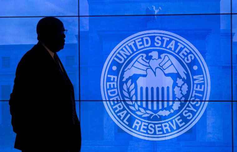 The Fed cuts the amount of economic aid the United States receives