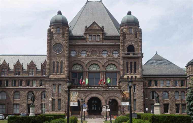 The Ontario government introduces a bill to modernize the French Language Services Act