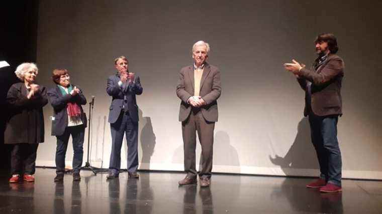 The filmmaker Costa-Gavras awarded the Jean Zay Prize in Orléans