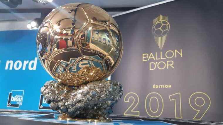 The golden ball in the studios of France Bleu Nord this Wednesday!