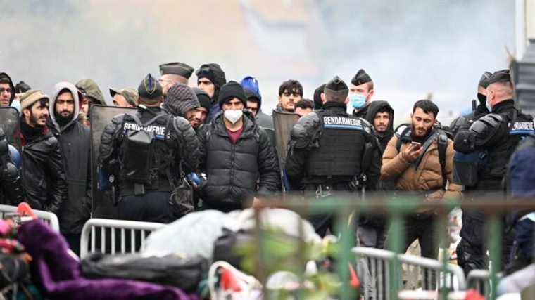 a camp of migrants evacuated by the police