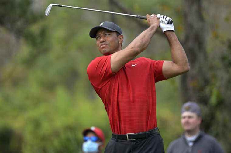 Tiger Woods returns to training nine months after accident