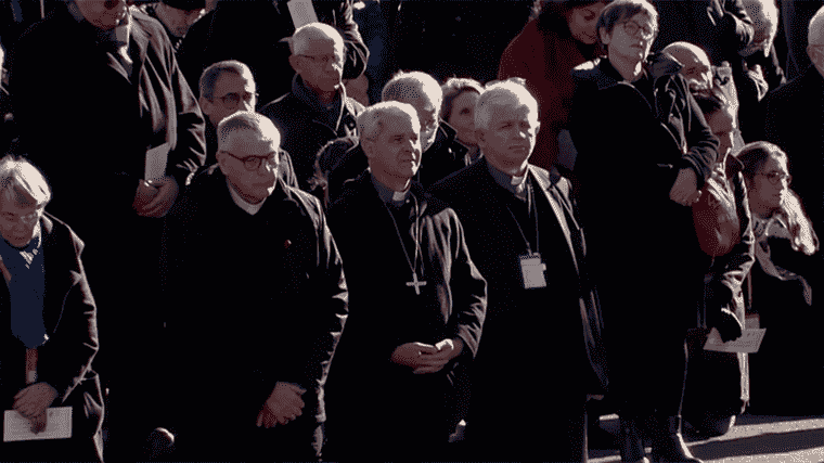 a mass of repentance organized by bishops