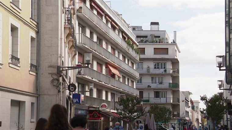 a third of Parisian rents exceed the legal ceiling