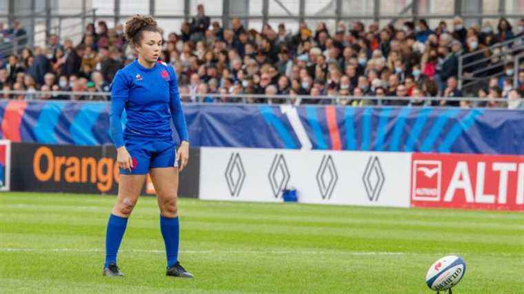 Les Bleues score the first try of the match and regain the advantage, follow the match