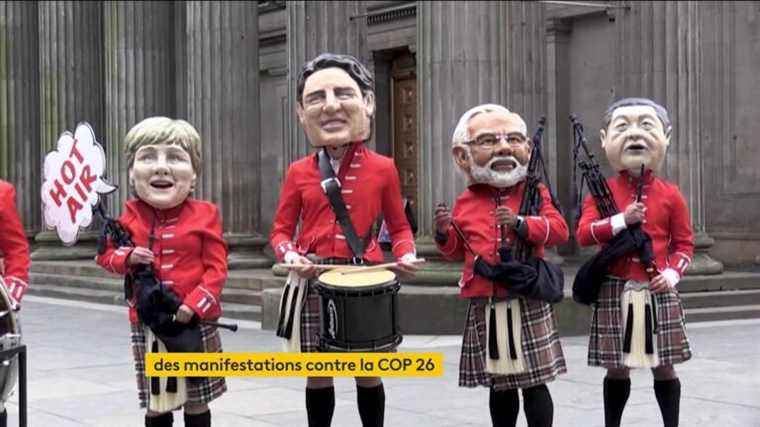 on the sidelines of the climate summit, hundreds of demonstrators gathered in Glasgow