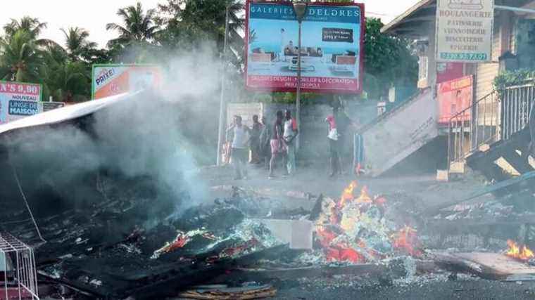 outbreak of violence in Pointe-à-Pitre