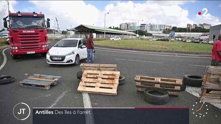 situation under tension in Guadeloupe and Martinique