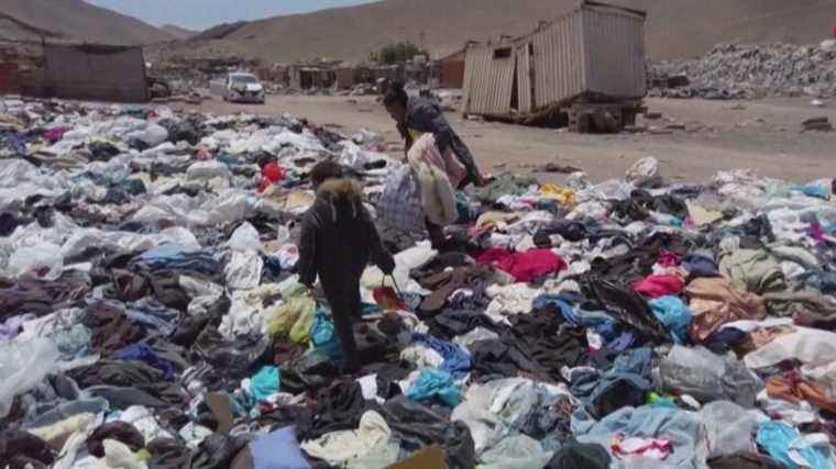 the Atacama desert invaded by textiles