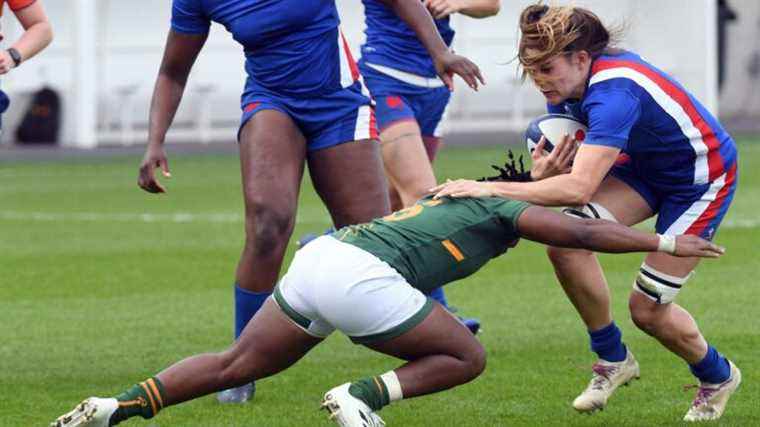 the Bleues d’Émeline Gros fly over the debates, follow the match