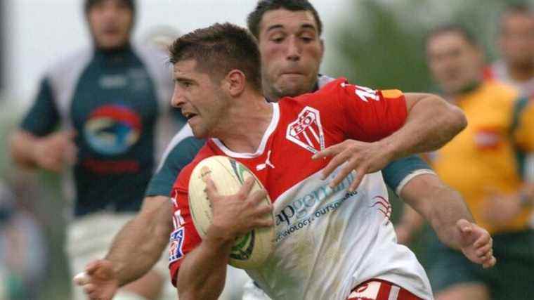 the last match against Pau in Top 14, it was May 6, 2006