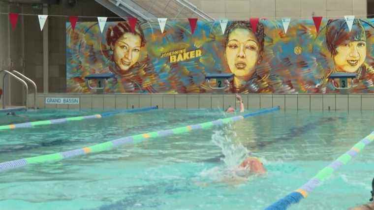 An exhibition-tribute to Joséphine Baker in a swimming pool