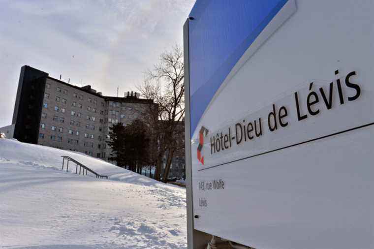 An outbreak strikes the radiology team at Hôtel-Dieu de Lévis