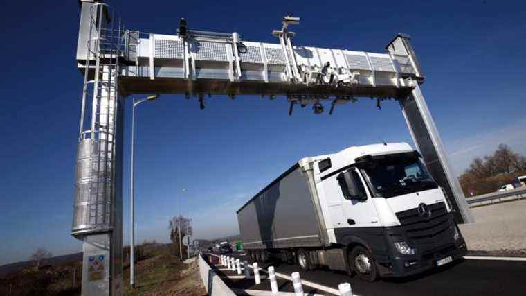 Barrier-free tolls will be put in place by the end of 2024 on the highways connecting Paris to Normandy