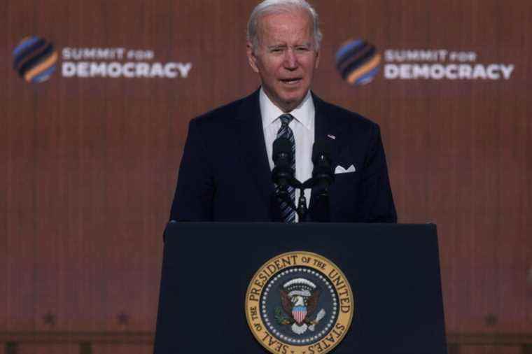 Biden concludes democracy summit under criticism