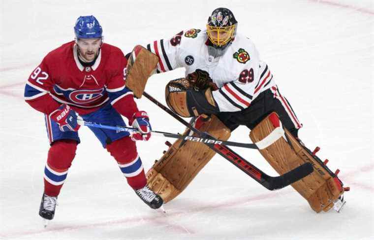 Blackhawks defeat Canadiens 2-0, Fleury wins 500th NHL game