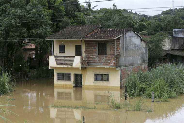 Bolivia |  Floods kill 13 people and a thousand families affected