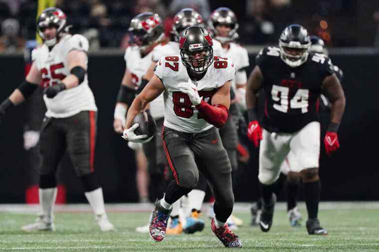 Buccaneers secure another win, deepen lead