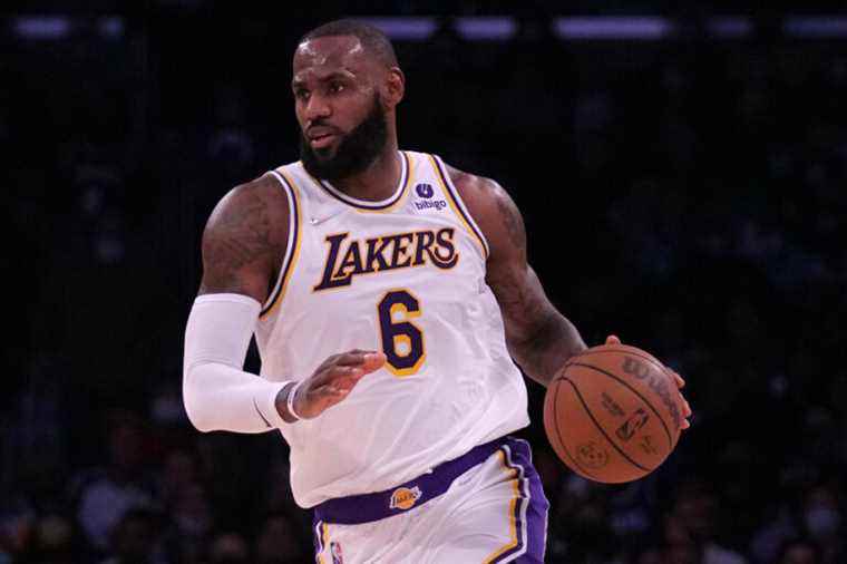 COVID-19 Protocol |  LeBron James out of the game against the Kings