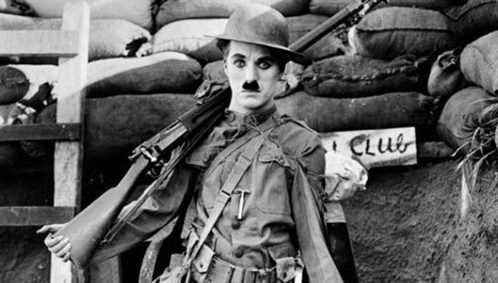 Charlot Soldat in Caen.